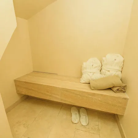 Hotel Palazzo Patrizi & *