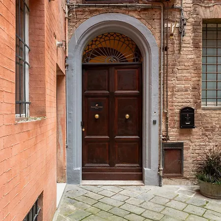 Palazzo Patrizi & Готель 4*