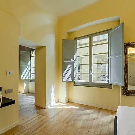 Palazzo Patrizi & 4*