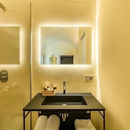 Готель Palazzo Patrizi & 4*