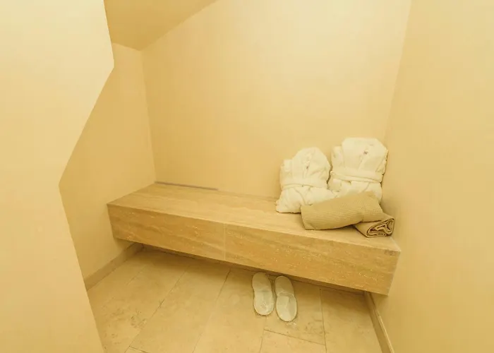 Hotel Palazzo Patrizi & 4*