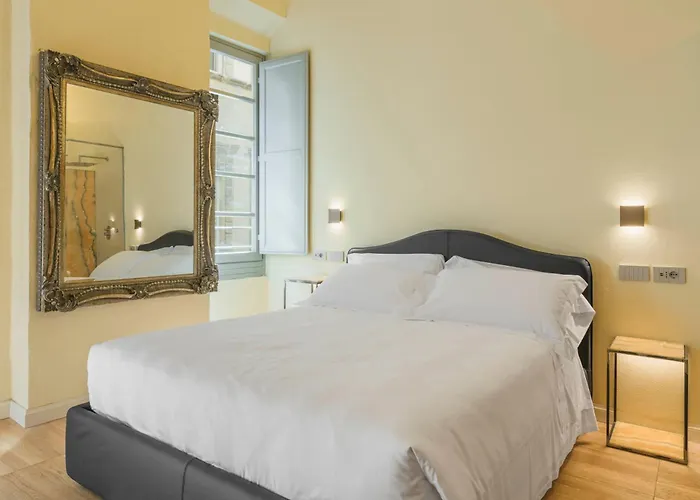 Palazzo Patrizi & Сиена