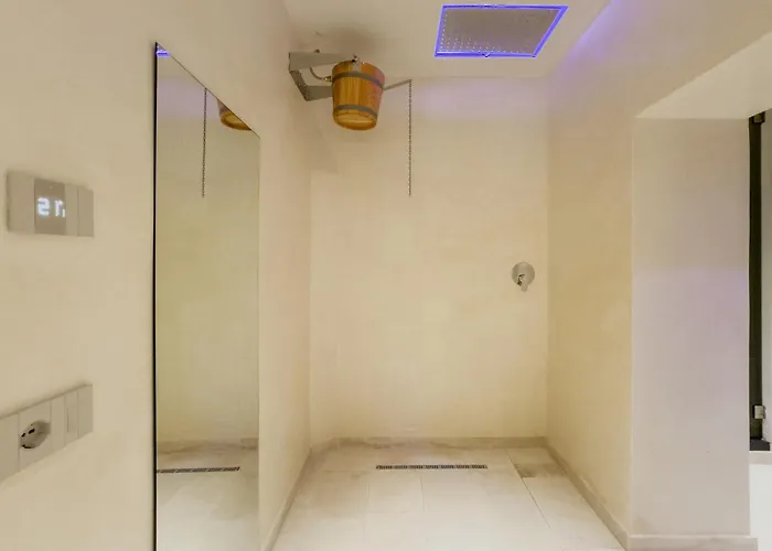 Palazzo Patrizi & Отель Сиена